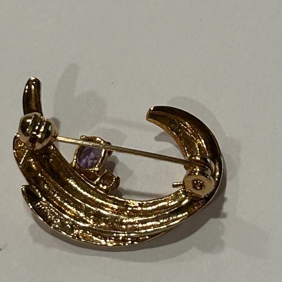 Purple Amethyst Diamond Swirl Brooch Gold Tone Vintage Signed Korea Mid Century - Picture 4 of 8